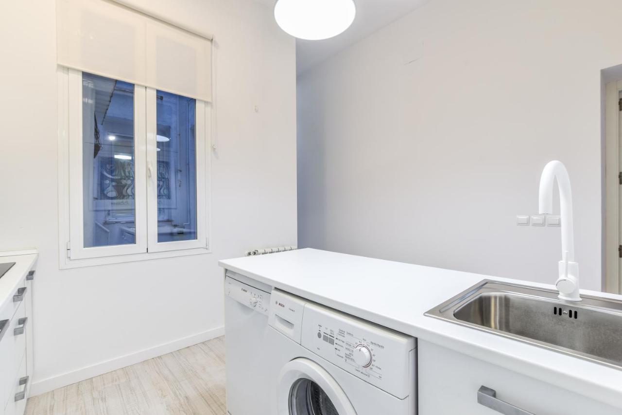 Apartmán Amplio Apartamento En Malasana Para 6 Personas Madrid Exteriér fotografie